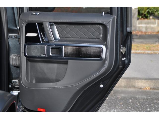 Ｇクラス Ｇ６３　ＡＭＧレザーエクスクルーシブパッケージ　ワンオーナー／マグノナイトブラック／ＡＭＧレザーエクスクルーシブパッケージ／ＡＭＧカーボンファイバーインテリアトリム／純正２２インチマットブラックアルミホイール／ＡＭＧフロアマットプレミアム（68枚目）