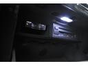 アーバンブラック　特別仕様車　５０台限定モデル　ブラックスタイリングパッケージ　アルカンターラヘッドライニング　エアサス　ＯＰ２１インチＡＷ　ハーフレザーシート　３６０度カメラ　カーボンハウジングドアミラー　７シーター(33枚目)
