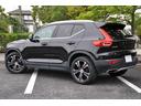 Ｔ４　ＡＷＤ　インスクリプション　ブラックレザーシート／３６０°カメラ／Ｈａｒｍａｎｋａｒｄｏｎ／純正ナビ／フルセグＴＶ／ＡｐｐｌｅＣａｒＰｌａｙ／クルーズコントロール／シートヒーター／ステアリングヒーター／パワーバックドア／（20枚目）