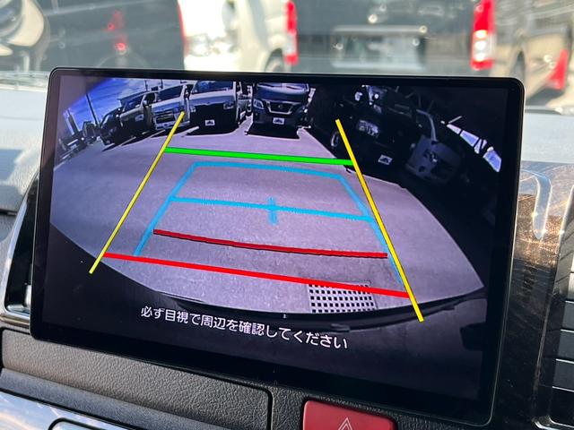 スーパーＧＬ　ダークプライムＩＩ　パナソニックナビ／ＥＴＣ／Ｂカメラ／フリップダウンモニター／両側パワスラ／デジタルインナーミラー／社外１６インチアルミホイール／Ｗエアバッグ／社外ベッド／キャンピングカー／スマートキー(17枚目)