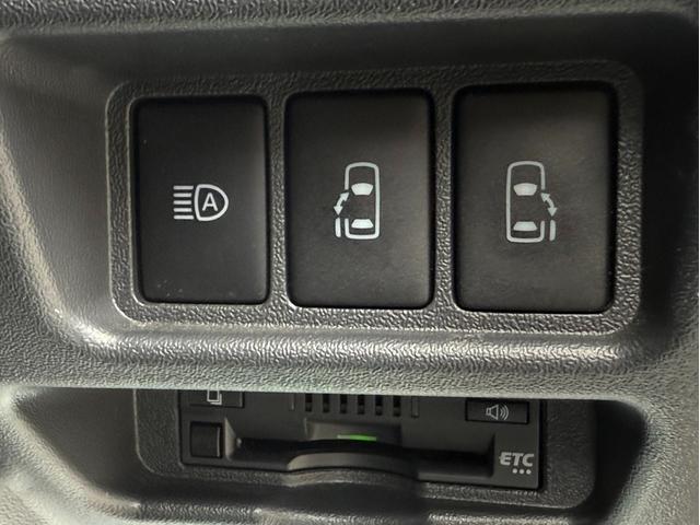 ハイエースバン スーパーＧＬ　ダークプライムＩＩ　床張りキット／　Ｋｅｎｗｏｏｄフローティングナビ　／フルセグＴＶ／ＤＶＤ視聴可／両側電動スライドドア／ＥＴＣ／（39枚目）