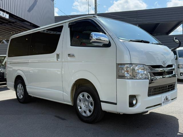 ハイエースバン スーパーＧＬ　ダークプライム　アルパインＢＩＧ－Ｘ／アルパイン後席モニター／両側電動スライドドア／ＡＣ１００Ｖコンセント／バックカメラ／ＬＥＤヘッドライト／ＥＴＣ／スマートキー／プッシュスタート／純正フロアマット／横滑り防止装置（12枚目）