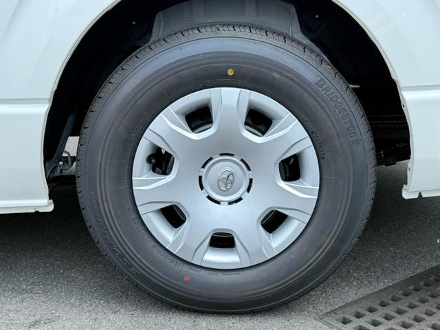 ハイエースワゴン グランドキャビン　登録済未使用車／４列１０人乗／アルパインＢＩＧ－Ｘ／アルパイン後席モニター／衝突軽減ブレーキ／電動スライドドア（23枚目）