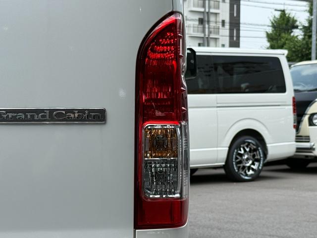 ハイエースワゴン グランドキャビン　登録済未使用車／４列１０人乗／アルパインＢＩＧ－Ｘ／アルパイン後席モニター／衝突軽減ブレーキ／電動スライドドア（24枚目）