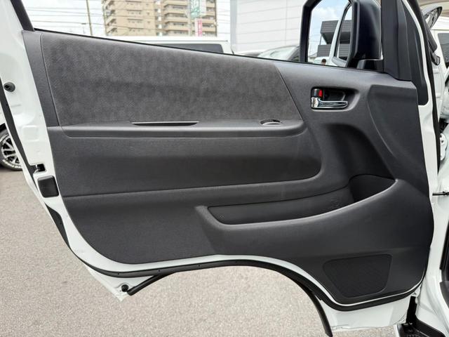 ハイエースワゴン グランドキャビン　登録済未使用車／４列１０人乗／アルパインＢＩＧ－Ｘ／アルパイン後席モニター／衝突軽減ブレーキ／電動スライドドア（49枚目）