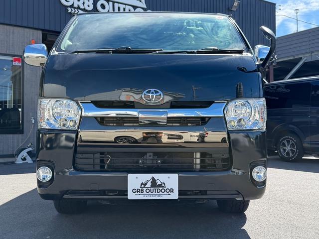 ハイエースバン スーパーＧＬ　５０ＴＨ　アニバーサリーリミテッド　４ＷＤ／１７インチアルミホイール／アルパインＢＩＧ－Ｘ／両側電動スライドドア／衝突軽減ブレーキ／ＡＣ１００Ｖコンセント／バックカメラ／フルセグＴＶ／ＬＥＤヘッドライト／ＥＴＣ／横滑り防止装置（16枚目）