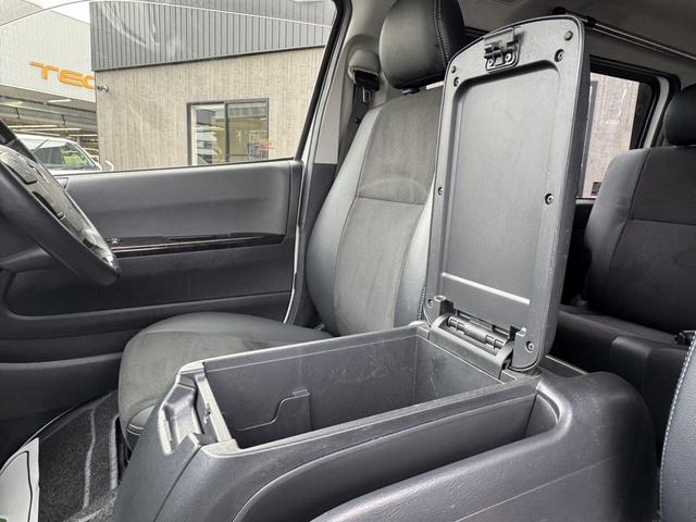 ハイエースバン スーパーＧＬ　ダークプライム　４ＷＤ／１６インチアルミホイール／ベットキット／フロントエアロ／アルパインビックＤＡ／ＨＤＭＩ／両側電動スライドドア／ＥＴＣ／バックカメラ／衝突軽減ブレーキ／ＬＥＤヘッドライト／キャンピングカー（38枚目）