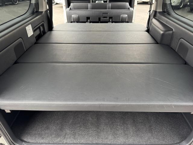 ハイエースバン スーパーＧＬ　ダークプライム　４ＷＤ／１６インチアルミホイール／ベットキット／フロントエアロ／アルパインビックＤＡ／ＨＤＭＩ／両側電動スライドドア／ＥＴＣ／バックカメラ／衝突軽減ブレーキ／ＬＥＤヘッドライト／キャンピングカー（55枚目）