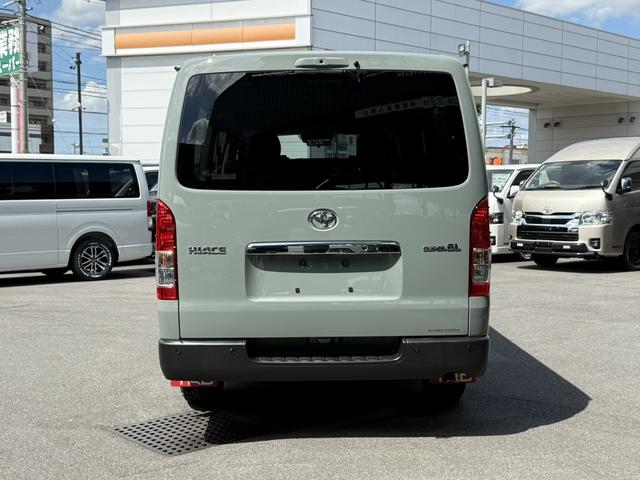 ハイエースバン ロングスーパーＧＬ　４ＷＤ／１６インチアルミ／アルパインＢＩＧ－Ｘ／フロントエアロ／ベッドキット／床張りキット／シートカバー／マッドフラップ／衝突軽減ブレーキ／電動スライドドア／デジタルインナーミラー／キャンピングカー（17枚目）