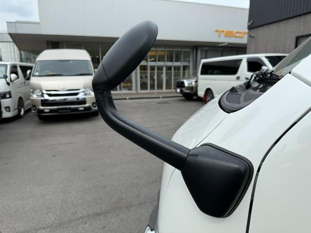 ハイエースワゴン グランドキャビン　登録済み未使用車／キャプテンシート／ファインテックツアラー／４列１０人乗り／　パノラミックビューモニター／（23枚目）
