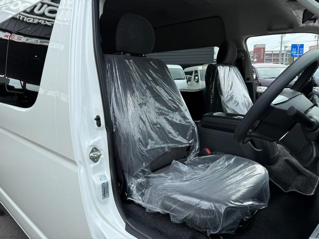 ハイエースワゴン グランドキャビン　登録済み未使用車／キャプテンシート／ファインテックツアラー／４列１０人乗り／　パノラミックビューモニター／（34枚目）
