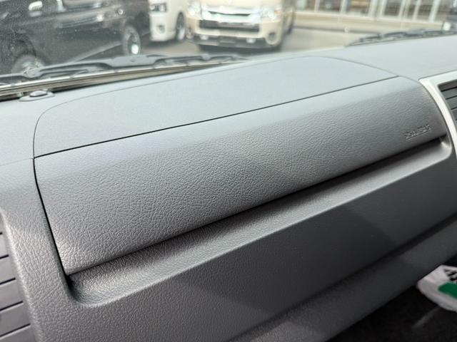 ハイエースワゴン グランドキャビン　登録済み未使用車／キャプテンシート／ファインテックツアラー／４列１０人乗り／　パノラミックビューモニター／（43枚目）