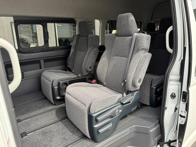ハイエースワゴン グランドキャビン　登録済み未使用車／キャプテンシート／ファインテックツアラー／４列１０人乗り／　パノラミックビューモニター／（47枚目）