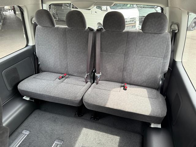 ハイエースワゴン グランドキャビン　登録済み未使用車／キャプテンシート／ファインテックツアラー／４列１０人乗り／　パノラミックビューモニター／（52枚目）