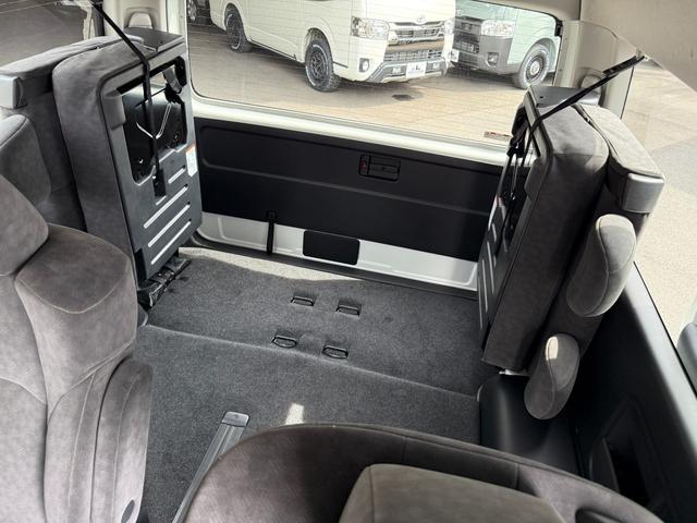 ハイエースワゴン グランドキャビン　登録済み未使用車／キャプテンシート／ファインテックツアラー／４列１０人乗り／　パノラミックビューモニター／（53枚目）