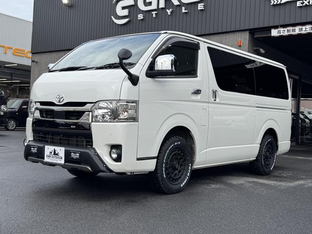 ハイエースバン スーパーＧＬ　ダークプライムＩＩ　４ＷＤ／１６インチアルミホイール／ＢＯＸベットキッド／ＴＲＤフロントスポイラー／パナソニックナビ／ＥＴＣ２．０（8枚目）
