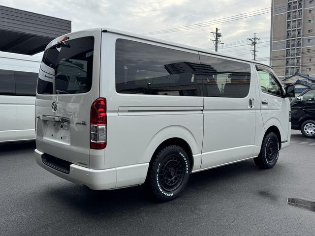 ハイエースバン スーパーＧＬ　ダークプライムＩＩ　４ＷＤ／１６インチアルミホイール／ＢＯＸベットキッド／ＴＲＤフロントスポイラー／パナソニックナビ／ＥＴＣ２．０（9枚目）