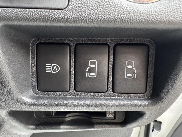 ハイエースバン スーパーＧＬ　ダークプライムＩＩ　４ＷＤ／１６インチアルミホイール／ＢＯＸベットキッド／ＴＲＤフロントスポイラー／パナソニックナビ／ＥＴＣ２．０（38枚目）