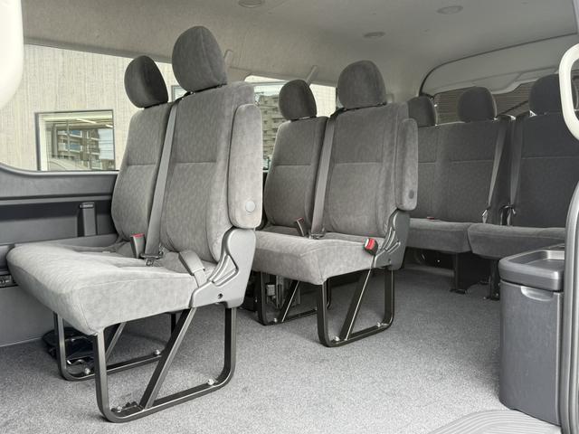 ハイエースワゴン ＧＬ　４ＷＤ／寒冷地仕様／純正１５インチアルミ／衝突軽減ブレーキ／片側電動スライドドア／デジタルインナーミラー　／（50枚目）