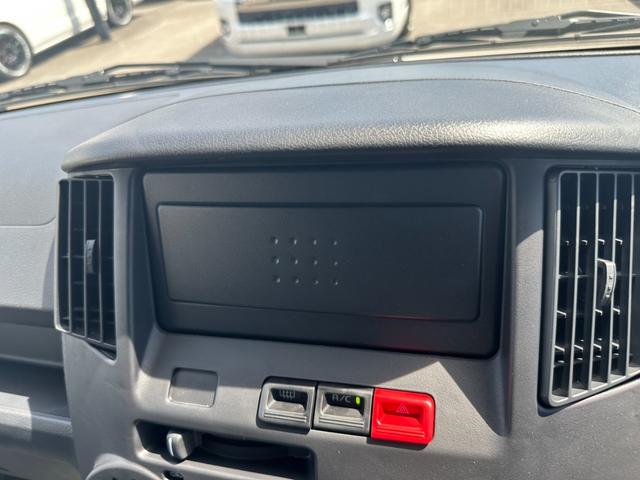 タウンエースバン GL 登録済未使用車/4WD/衝突軽減ブレーキ/純正ホイール/コーナーセンサー/アイドリングストップ/キーレスエントリー/助手席エアバッグ/パワーウインドウ/横滑り防止装置/ヘッドライトレベライザー(40枚目)