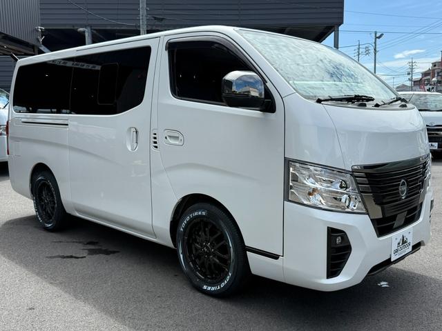 キャラバン ロンググランドプレミアムGX 4WD/アラウンドビューモニター/荷室スライドフロア/ベットキット/17inアルミ/ETC/フローティングナビ(12枚目)