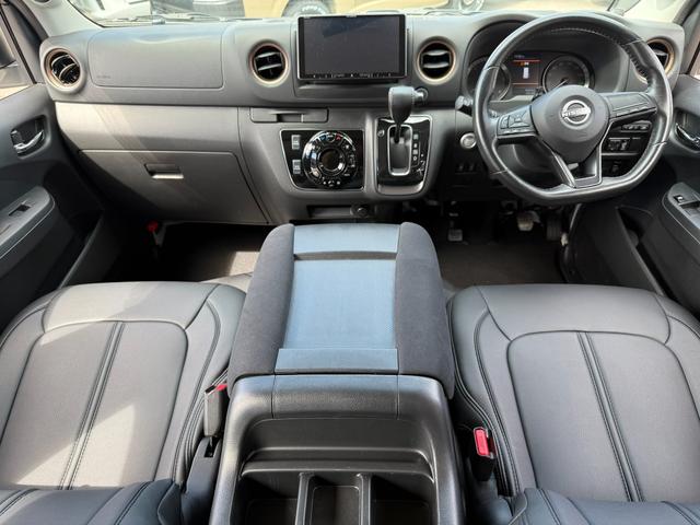 キャラバン ロンググランドプレミアムGX 4WD/アラウンドビューモニター/荷室スライドフロア/ベットキット/17inアルミ/ETC/フローティングナビ(36枚目)