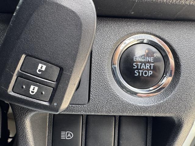 ハイエースバン スーパーＧＬ　ダークプライム　４ＷＤ／１６インチアルミホイール／ベッドキット／社外足廻り／ＧＲ８センターコンソール／フロントエアロ／純正ナビ（41枚目）