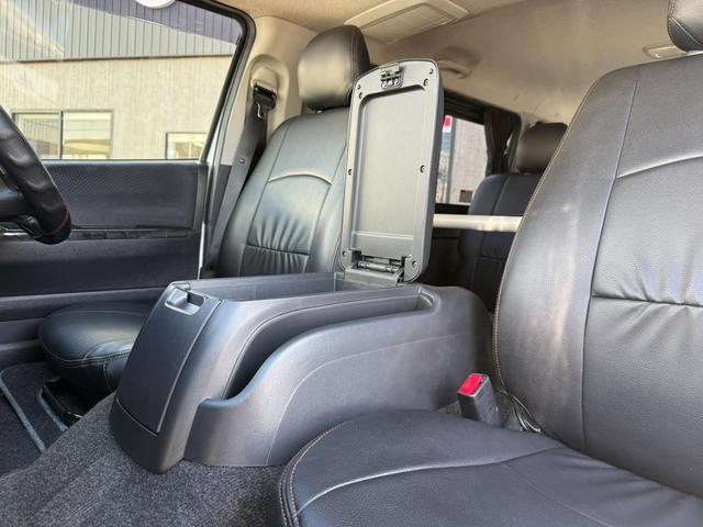 ハイエースバン ロングスーパーGL ローダウン/18インチアルミホイール/BOXベッドキット/フルエアロ/バッドフェイスボンネット/ETC/(40枚目)