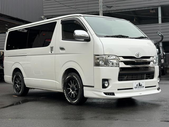 ハイエースバン スーパーGL ダークプライムII 17インチアルミ/ベッドキット/フロントエアロ/カロッツェリア後席モニター/カロッツェリア7インチナビ/シートカバー/衝突軽減ブレーキ/バックカメラ/両側小窓付きスライドドア/キャンピングカー(12枚目)