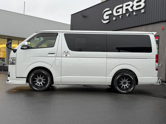 ハイエースバン スーパーGL ダークプライムII 17インチアルミ/ベッドキット/フロントエアロ/カロッツェリア後席モニター/カロッツェリア7インチナビ/シートカバー/衝突軽減ブレーキ/バックカメラ/両側小窓付きスライドドア/キャンピングカー(19枚目)