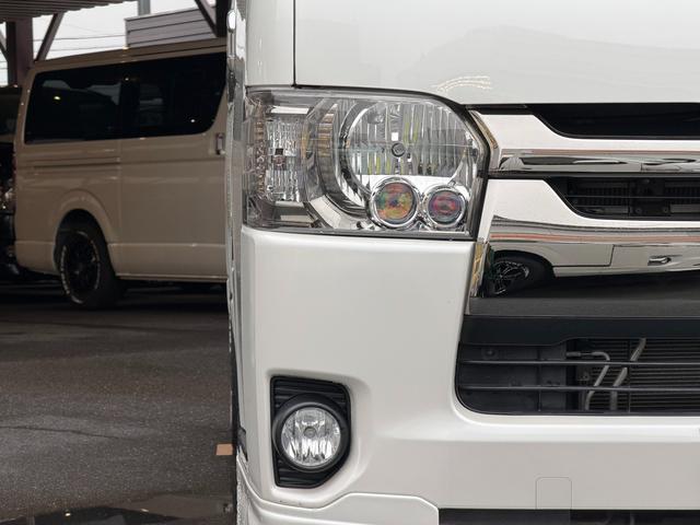 ハイエースバン スーパーGL ダークプライムII 17インチアルミ/ベッドキット/フロントエアロ/カロッツェリア後席モニター/カロッツェリア7インチナビ/シートカバー/衝突軽減ブレーキ/バックカメラ/両側小窓付きスライドドア/キャンピングカー(21枚目)