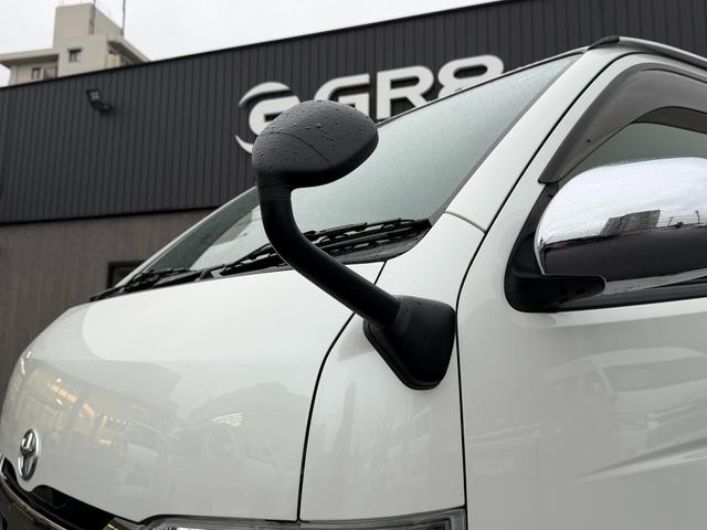 ハイエースバン スーパーGL ダークプライムII 17インチアルミ/ベッドキット/フロントエアロ/カロッツェリア後席モニター/カロッツェリア7インチナビ/シートカバー/衝突軽減ブレーキ/バックカメラ/両側小窓付きスライドドア/キャンピングカー(23枚目)