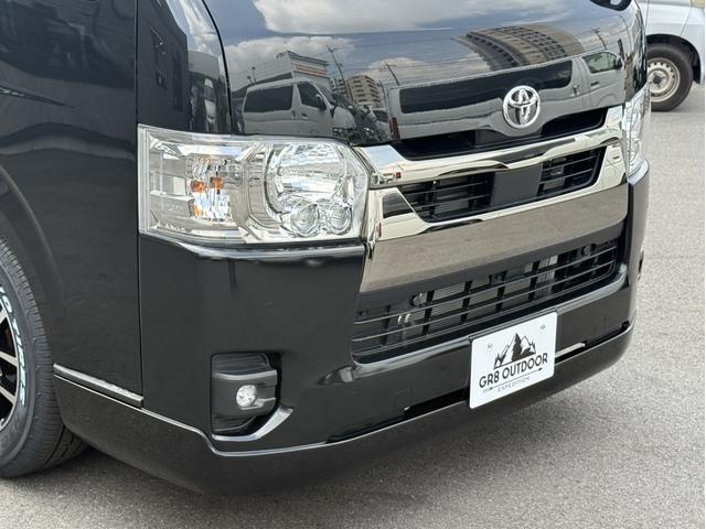 ハイエースバン スーパーGL ダークプライムII ローダウン/16インチアルミ/フロントエアロ/ベッドキット/衝突軽減ブレーキ/純正ナビ/小窓付きスライドドア(27枚目)