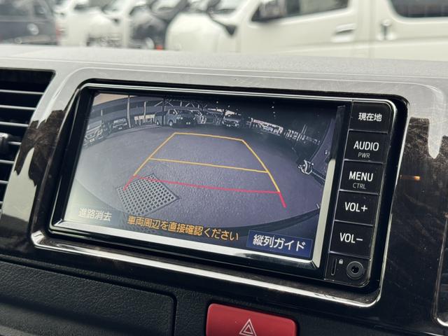 ハイエースバン スーパーGL ダークプライムII ローダウン/16インチアルミ/フロントエアロ/ベッドキット/衝突軽減ブレーキ/純正ナビ/小窓付きスライドドア(35枚目)