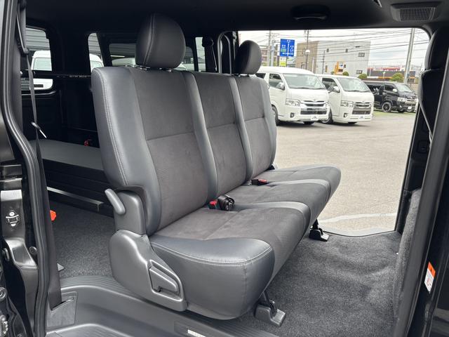 ハイエースバン スーパーGL ダークプライムII ローダウン/16インチアルミ/フロントエアロ/ベッドキット/衝突軽減ブレーキ/純正ナビ/小窓付きスライドドア(39枚目)