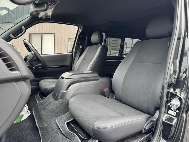 ハイエースバン スーパーGL ダークプライムII ローダウン/16インチアルミ/フロントエアロ/ベッドキット/衝突軽減ブレーキ/純正ナビ/小窓付きスライドドア(41枚目)