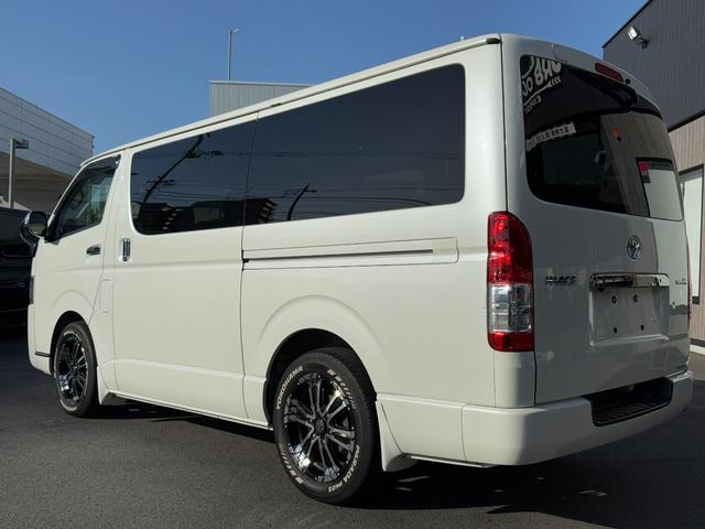 ハイエースバン スーパーGL 50TH アニバーサリーリミテッド 17インチアルミ/純正7インチナビ/DVD視聴可/衝突軽減ブレーキ/バックカメラ/両側電動スライドドア/(17枚目)