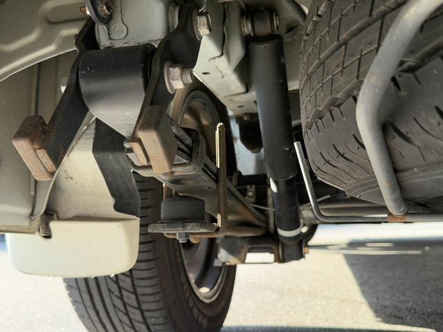 ハイエースバン スーパーGL 50TH アニバーサリーリミテッド 17インチアルミ/純正7インチナビ/DVD視聴可/衝突軽減ブレーキ/バックカメラ/両側電動スライドドア/(29枚目)