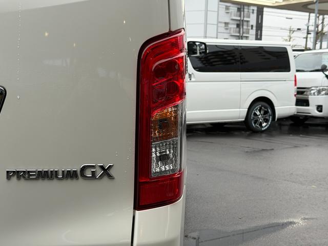 NV350キャラバンバン ロングプレミアムGX 16インチアルミホイール/BOXベッドキット/床張りキット/純正7インチナビ/アラウンドビューモニター(26枚目)