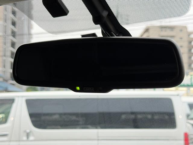 NV350キャラバンバン ロングプレミアムGX 16インチアルミホイール/BOXベッドキット/床張りキット/純正7インチナビ/アラウンドビューモニター(44枚目)