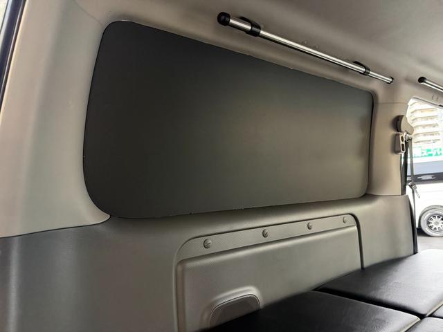 NV350キャラバンバン ロングプレミアムGX 16インチアルミホイール/BOXベッドキット/床張りキット/純正7インチナビ/アラウンドビューモニター(51枚目)