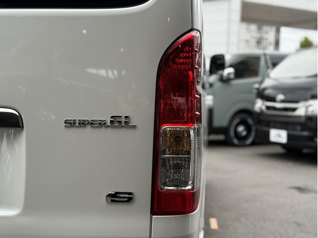 TOYOTA HIACE VAN LONG SUPER GL DARK PRIME S
