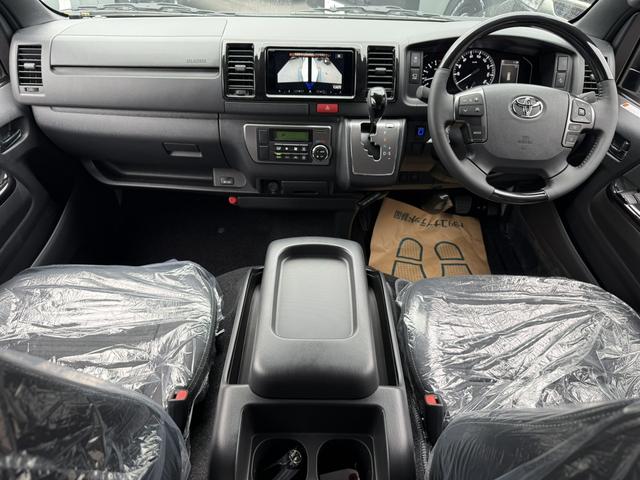 TOYOTA HIACE VAN LONG SUPER GL DARK PRIME S