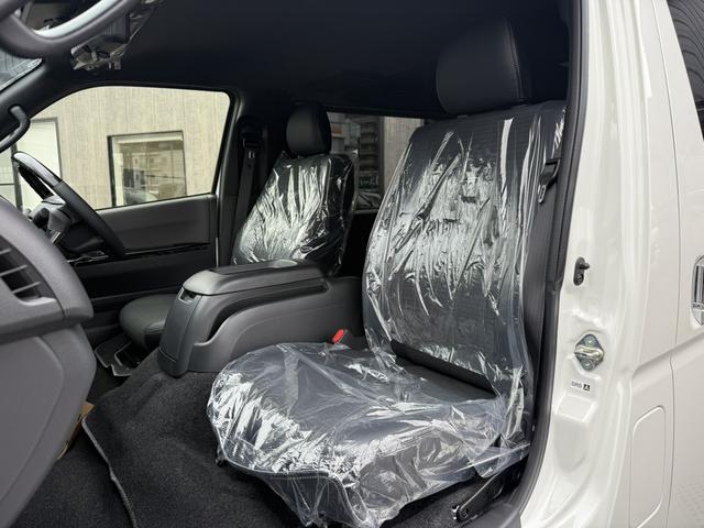 TOYOTA HIACE VAN LONG SUPER GL DARK PRIME S