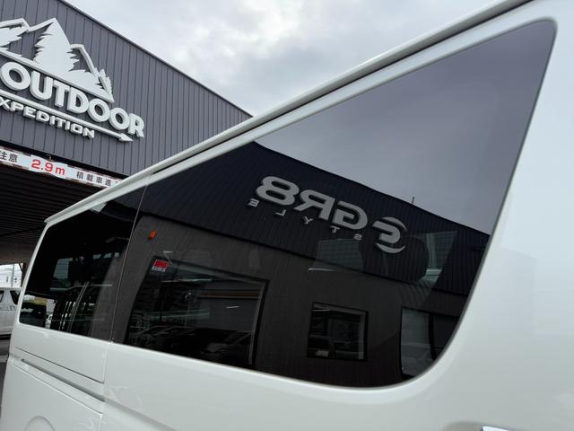 TOYOTA HIACE VAN LONG SUPER GL DARK PRIME S