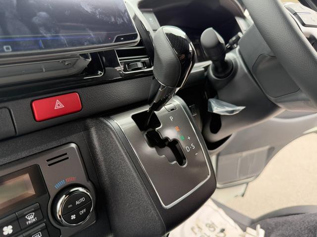 TOYOTA HIACE VAN LONG SUPER GL DARK PRIME S