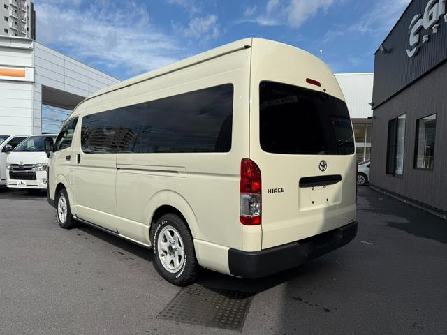 ハイエースバン DX 4WD/16インチアルミホイール/丸目ヘッドライト/アルパインBIG-X/ベッドキット/デジタルインナーミラー(17枚目)