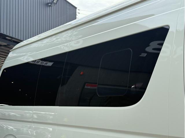 ハイエースバン DX 4WD/16インチアルミホイール/丸目ヘッドライト/アルパインBIG-X/ベッドキット/デジタルインナーミラー(25枚目)