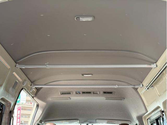 ハイエースバン DX 4WD/16インチアルミホイール/丸目ヘッドライト/アルパインBIG-X/ベッドキット/デジタルインナーミラー(53枚目)