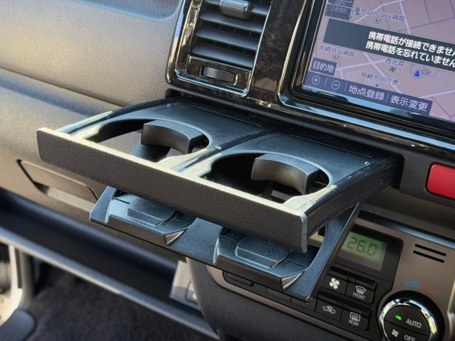 ハイエースバン スーパーGL ダークプライムII ローダウン/17inアルミ/ベッドキット/床張りキット/フロントエアロ/クルーズコントロール/衝突軽減ブレーキ(44枚目)